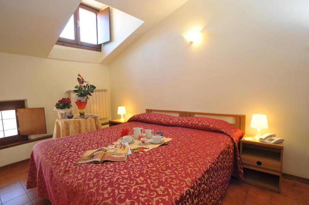 Hotel Delizia Genovese Montecatini Terme Cameră foto