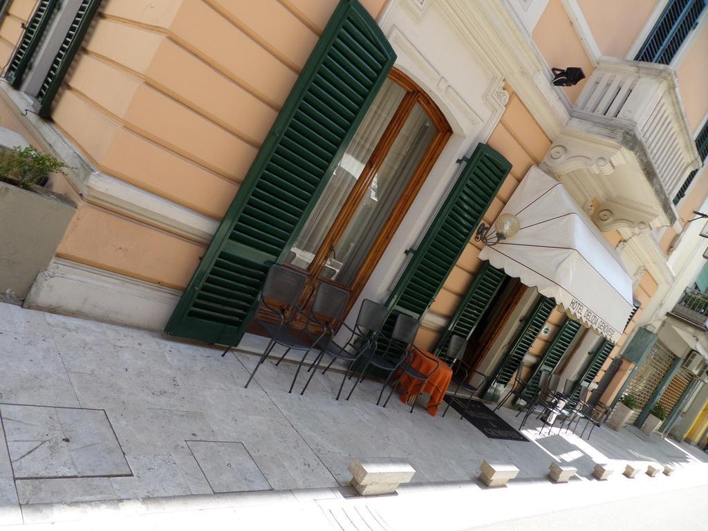Hotel Delizia Genovese Montecatini Terme Exterior foto
